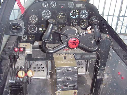 p38-cockpit2.jpg